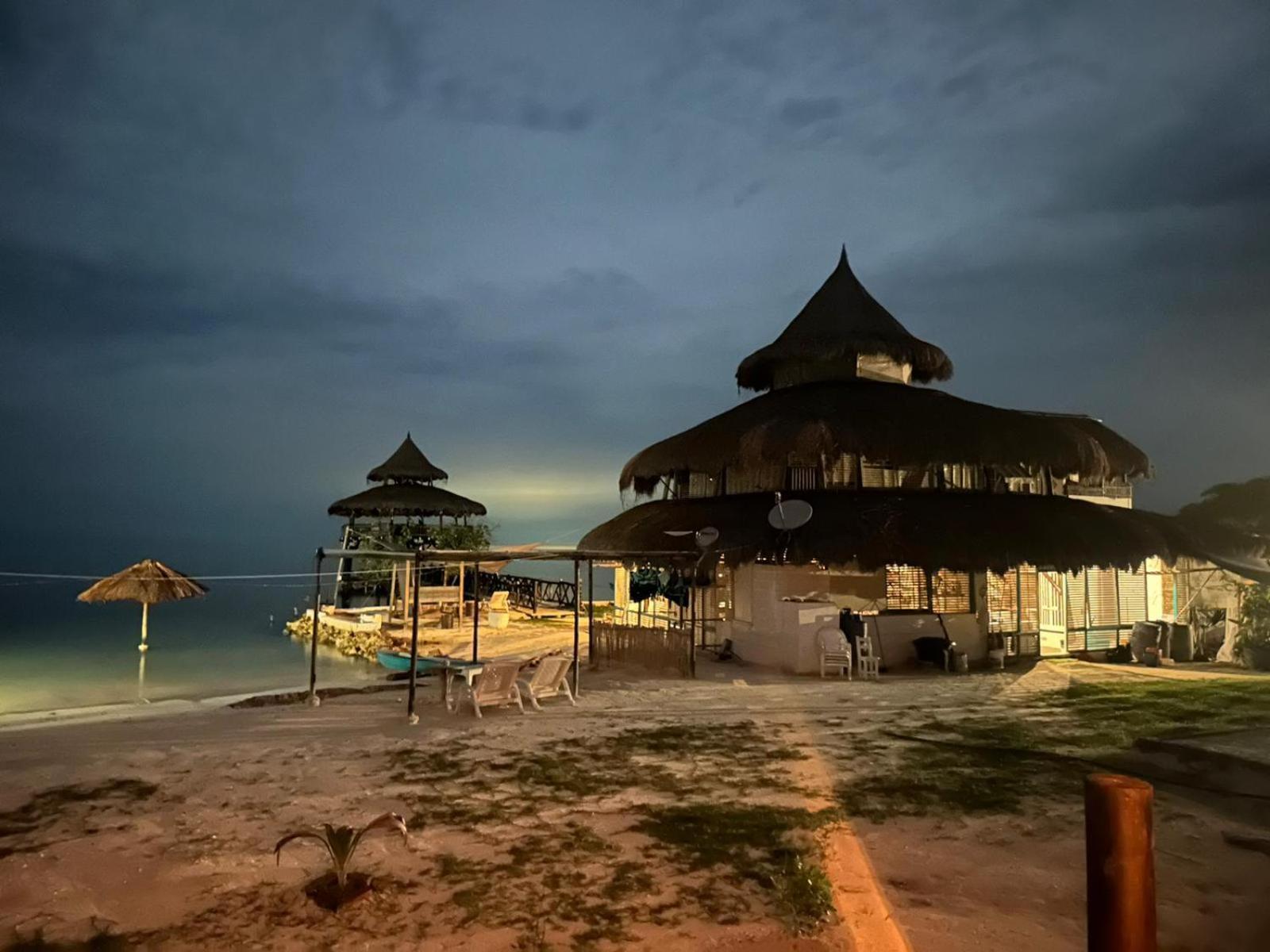El Embrujo Tintipan Hotel Tintipan Island Luaran gambar
